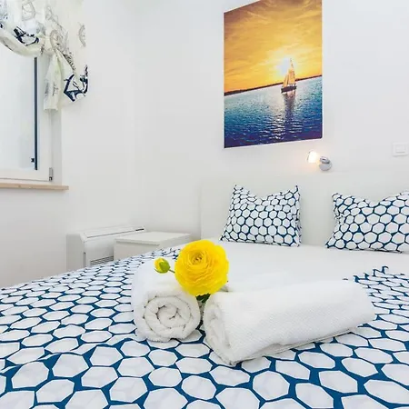 Tatil Evi Luxury On The Beach Adriatic Luxury *