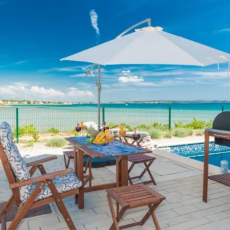 Tatil Evi Luxury On The Beach Adriatic Luxury Privlaka (Zadar)